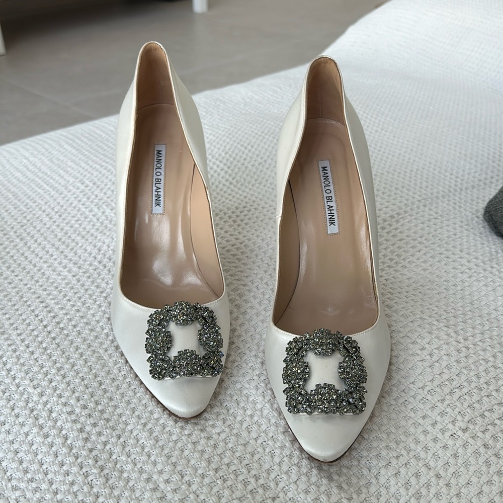 Manolo Blahnik White Satin Hangisi Jewel Buckle 4” Heel - WORN ONCE